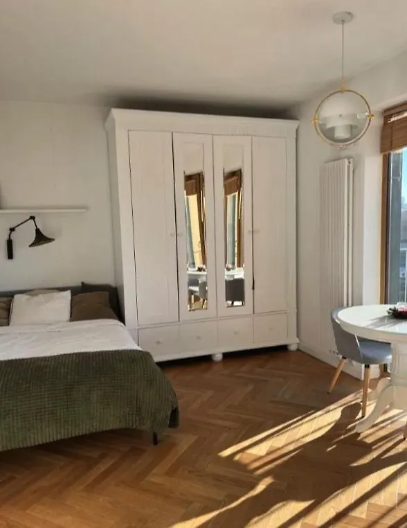 Charming Warsaw Getaway Apartment